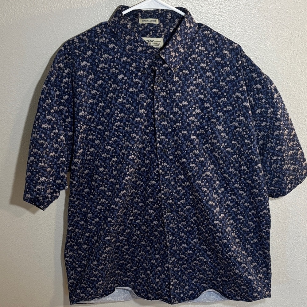 Natural Issue Navy Palm Tree Button-Up Shirt -10 SKU